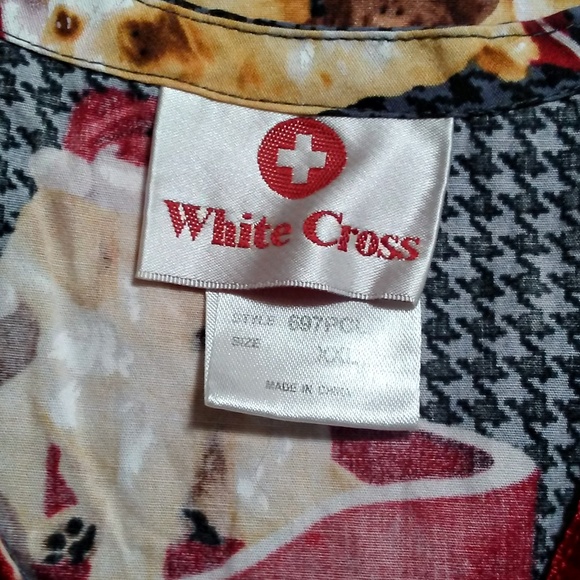 *SOLD* White Cross Scrubs Top Christmas Puppies - Picture 6 of 7
